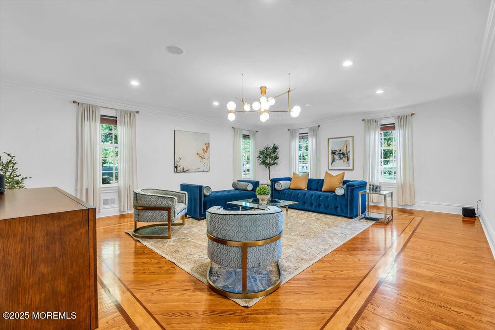 Interior, Living room, Pendant Lights, Recessed Lighting, Wood Texture Flooring