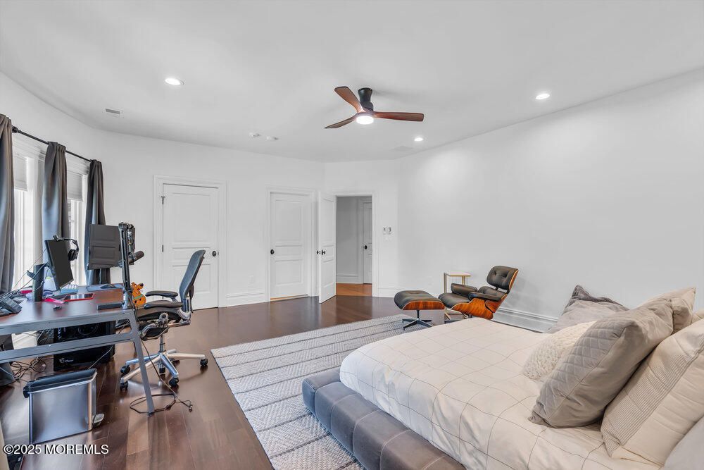 Bedroom, Home Office, Interior, Recessed Lighting, Wood Texture Flooring