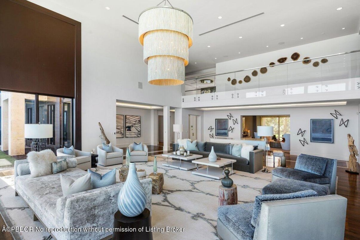 Chandelier, Interior, Living room, Recessed Lighting, Wood Texture Flooring