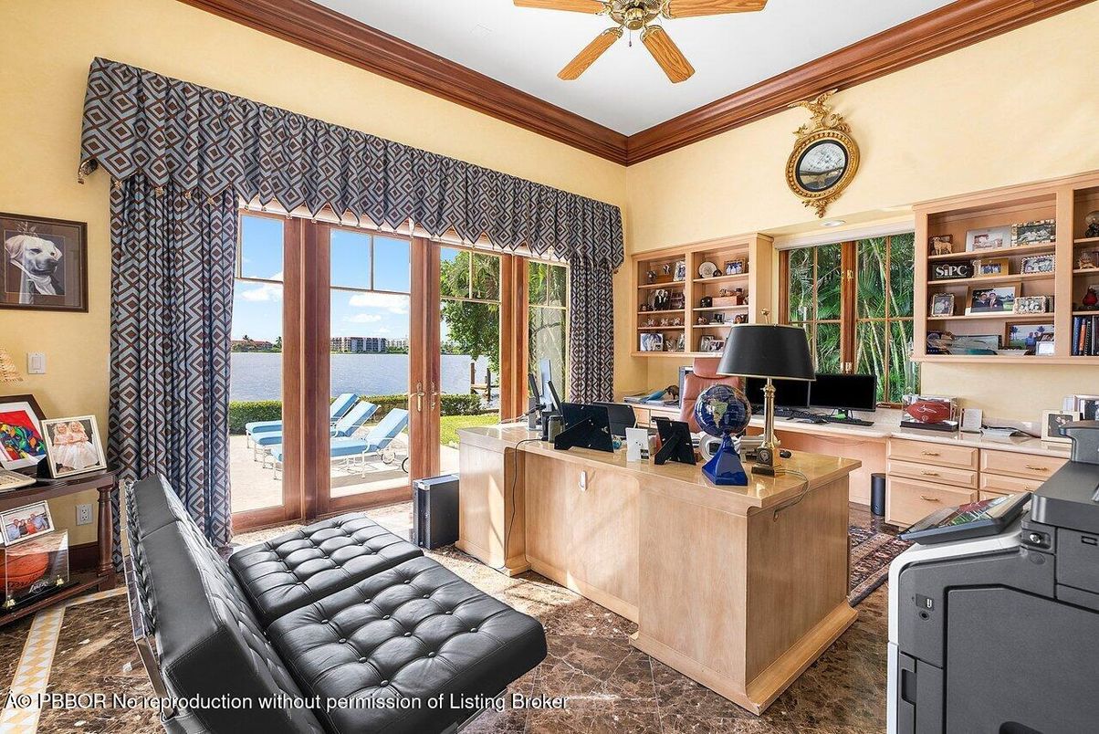Home Office, Interior, Water