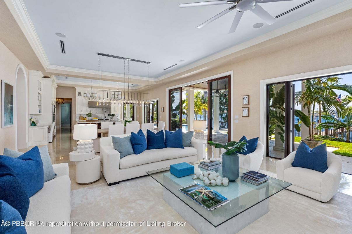 Dining room, Interior, Kitchen, Living room, Pendant Lights, Recessed Lighting
