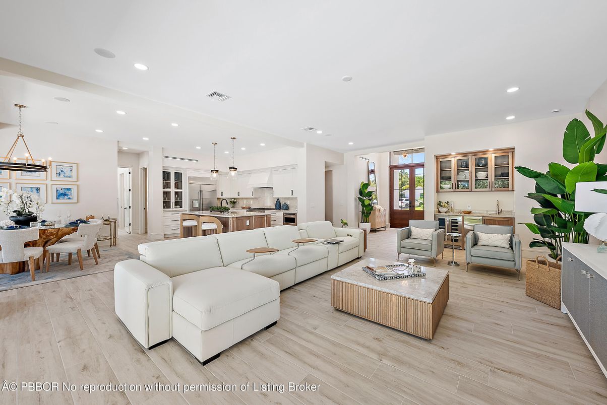 Dining room, Interior, Kitchen, Living room, Pendant Lights, Recessed Lighting, Wood Texture Flooring