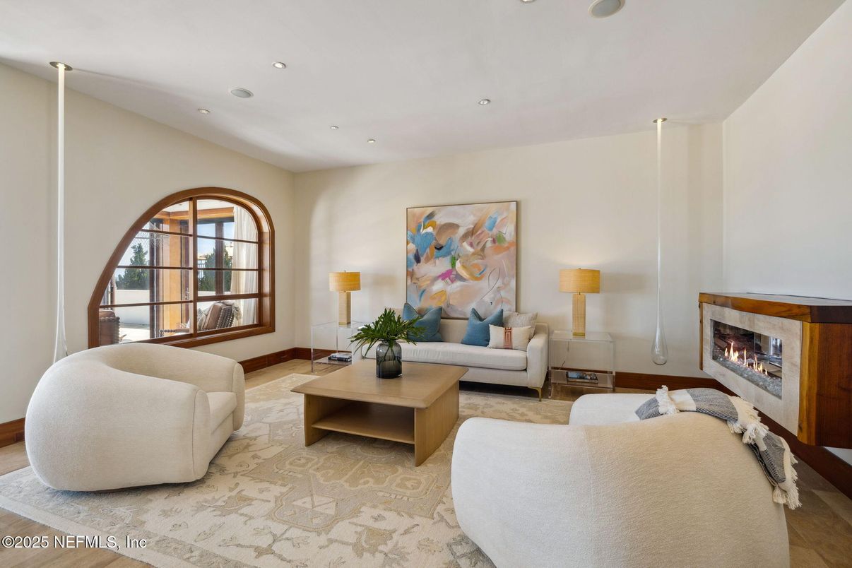 Fireplace, Interior, Living room, Recessed Lighting