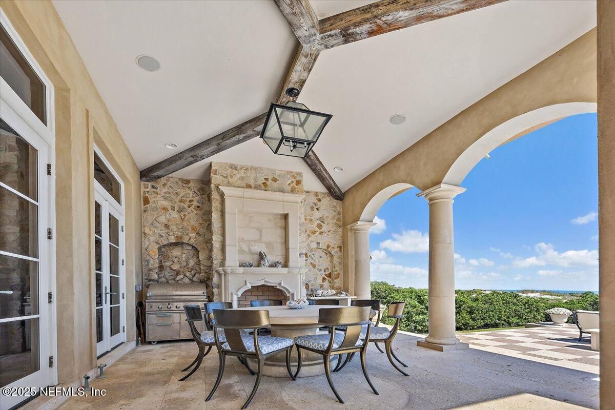 Exterior, Fireplace