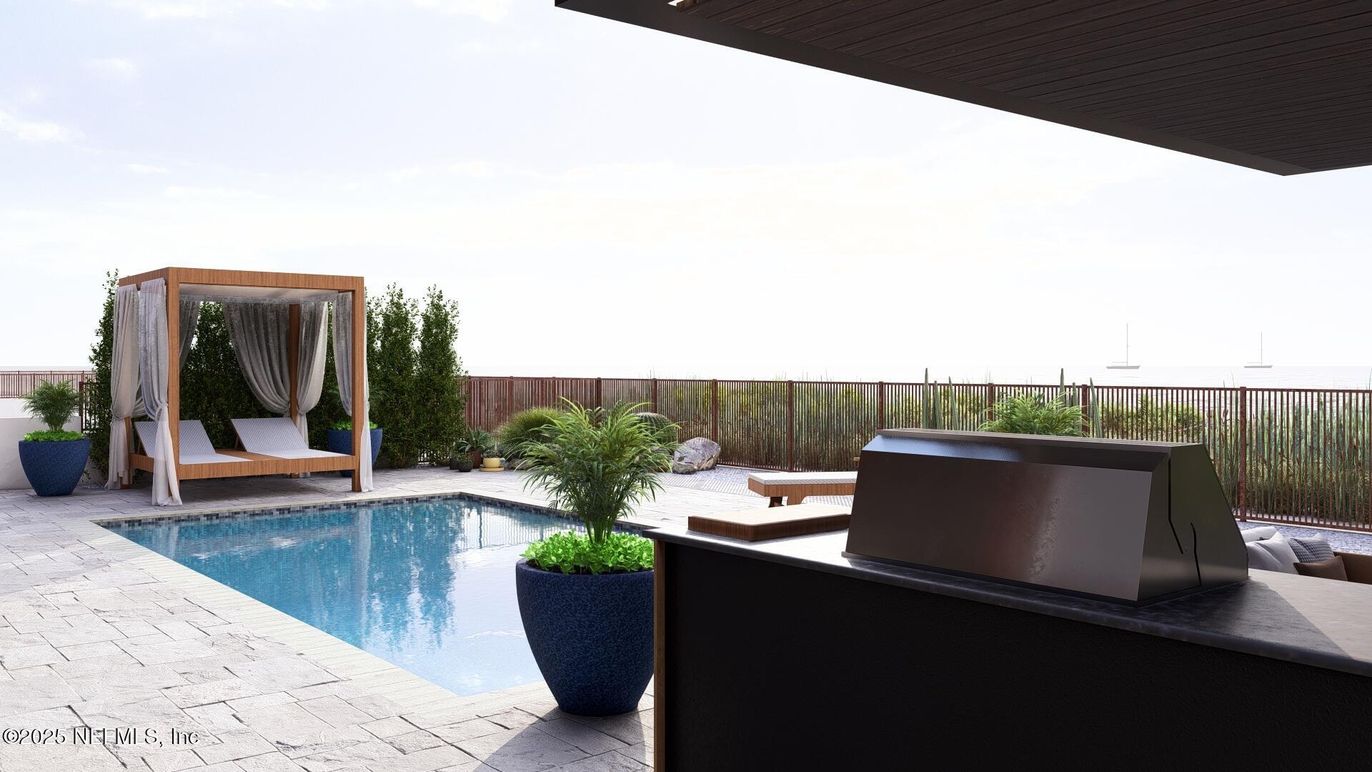 Exterior, Pool