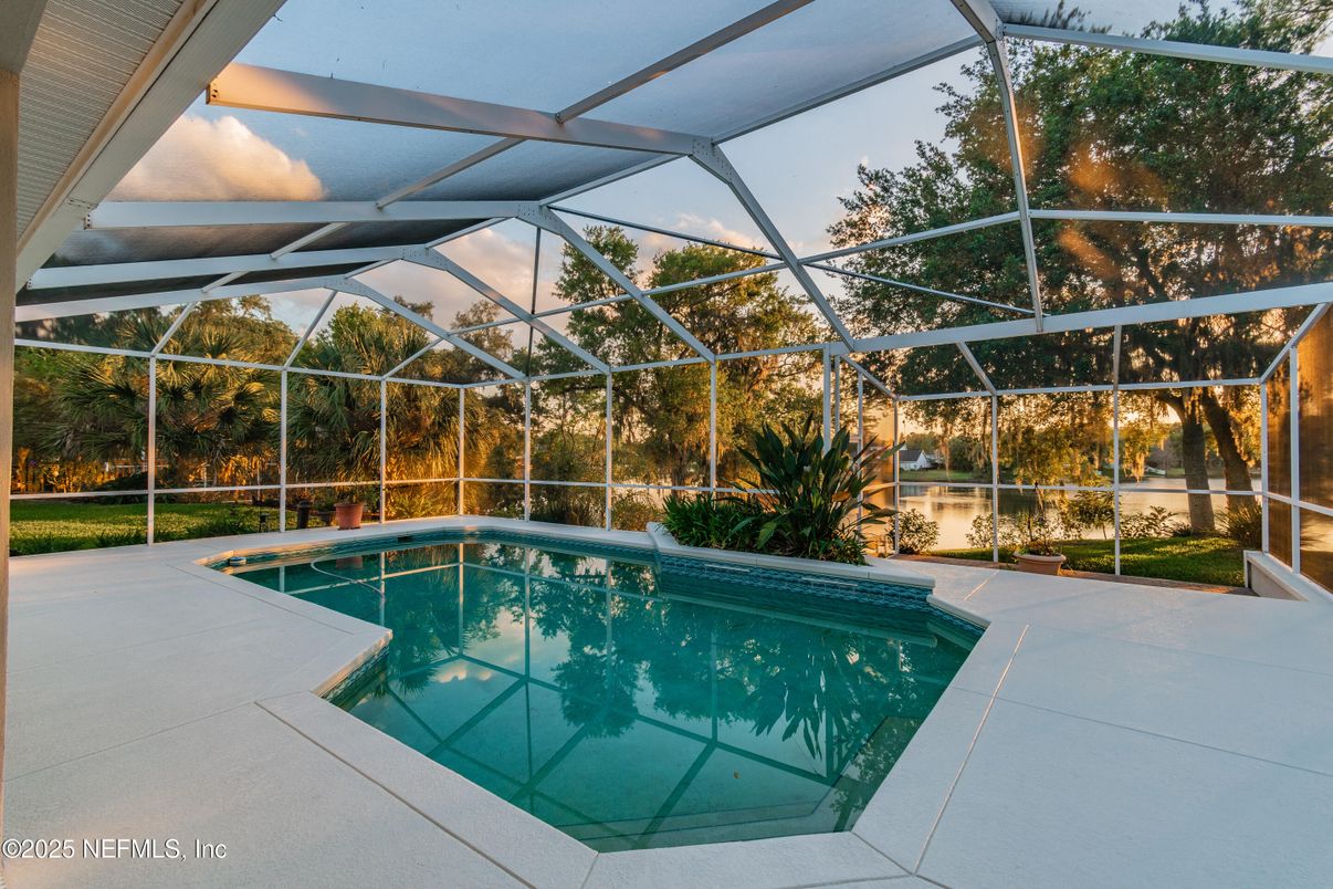 Glass Ceilings, Interior, Pool, Sun Room, Water