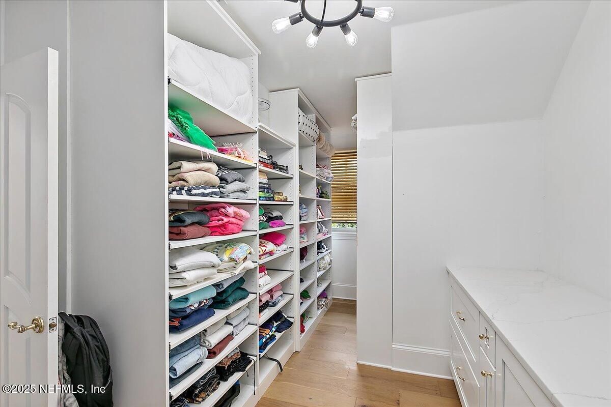 Interior, Walk-in Closets, Wood Texture Flooring