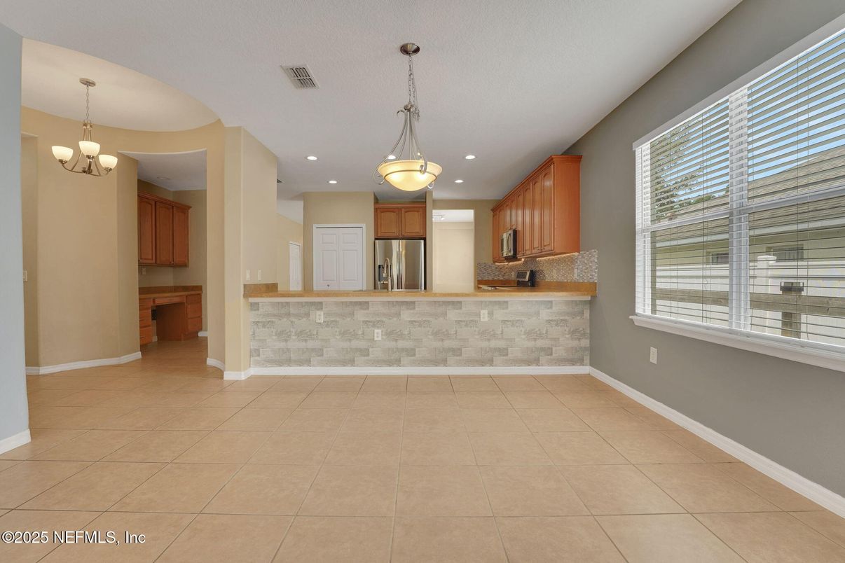 Empty room, Interior, Kitchen, Pendant Lights, Recessed Lighting