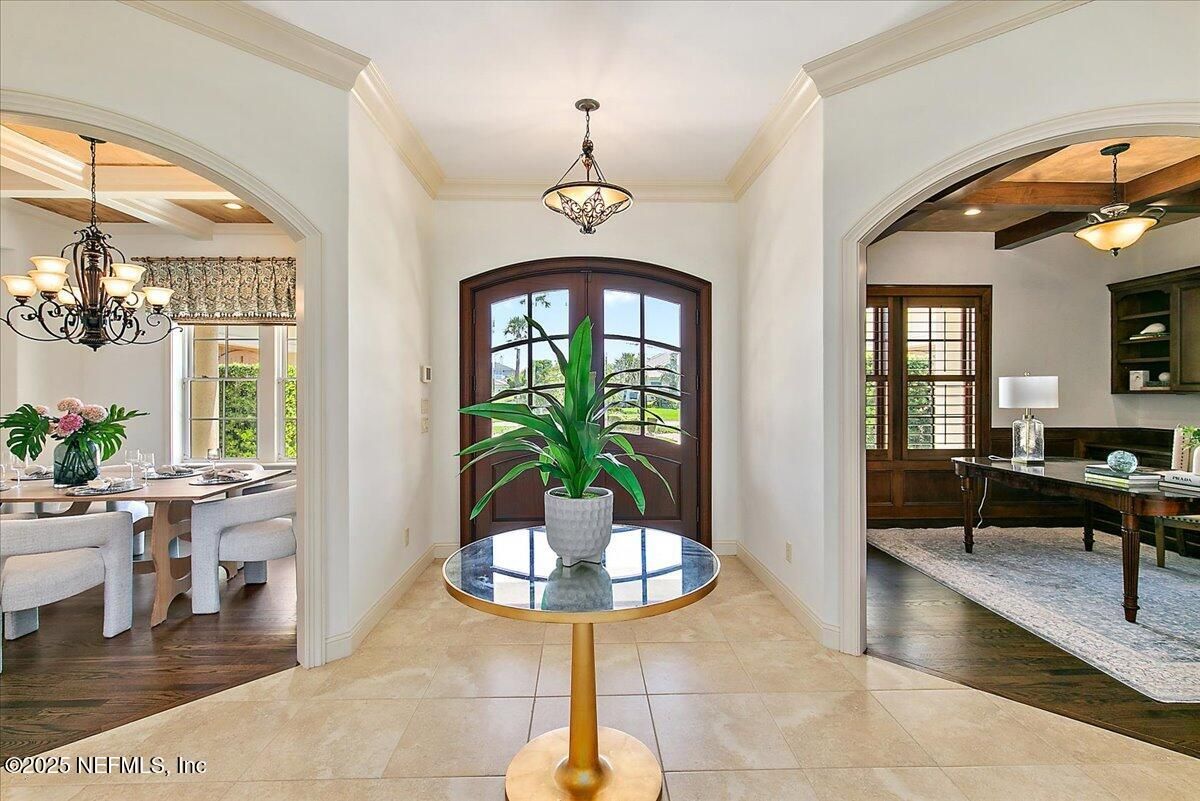 Chandelier, Dining room, Interior, Pendant Lights, Recessed Lighting, Wooden Beams, Wood Texture Flooring