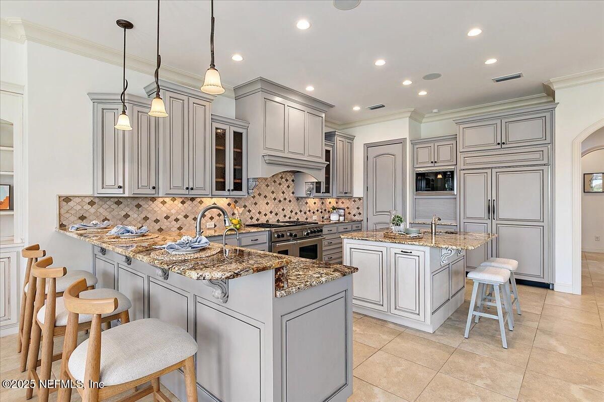Interior, Kitchen, Pendant Lights, Recessed Lighting, Stainless Steel Appliances