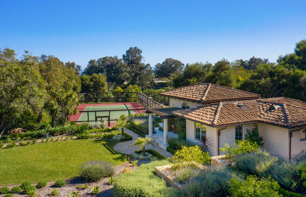 Backyard, Exterior, Tennis Courts