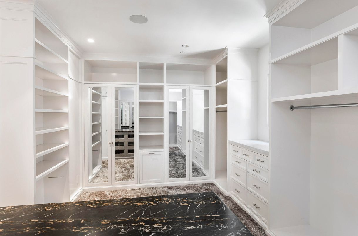 Interior, Recessed Lighting, Walk-in Closets