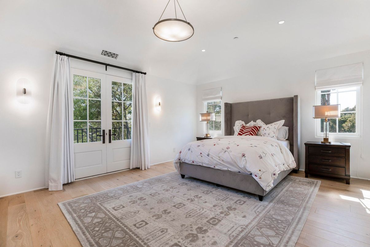 Bedroom, Interior, Pendant Lights, Recessed Lighting, Wood Texture Flooring