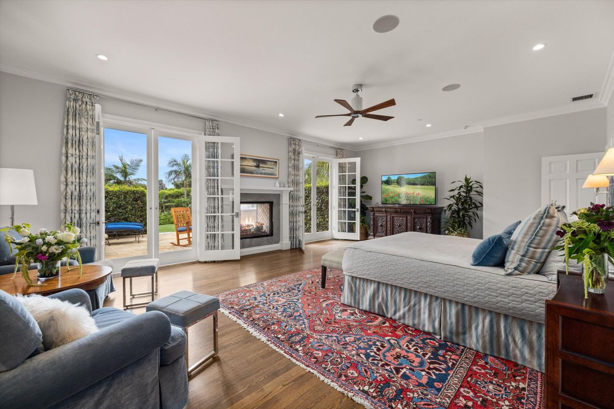 Bedroom, Fireplace, Interior, Recessed Lighting, Wood Texture Flooring