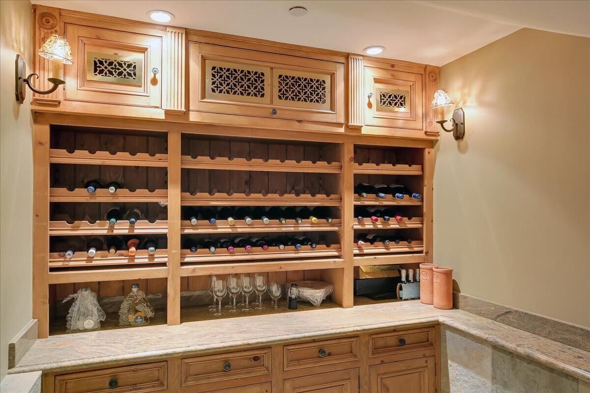 Interior, Recessed Lighting, Wine Storage
