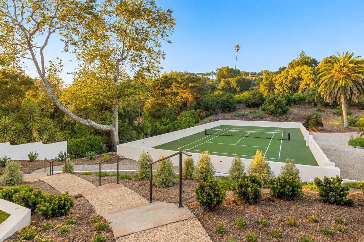 Exterior, Tennis Courts