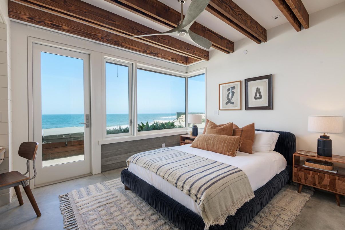 Bedroom, Interior, Water, Wooden Beams