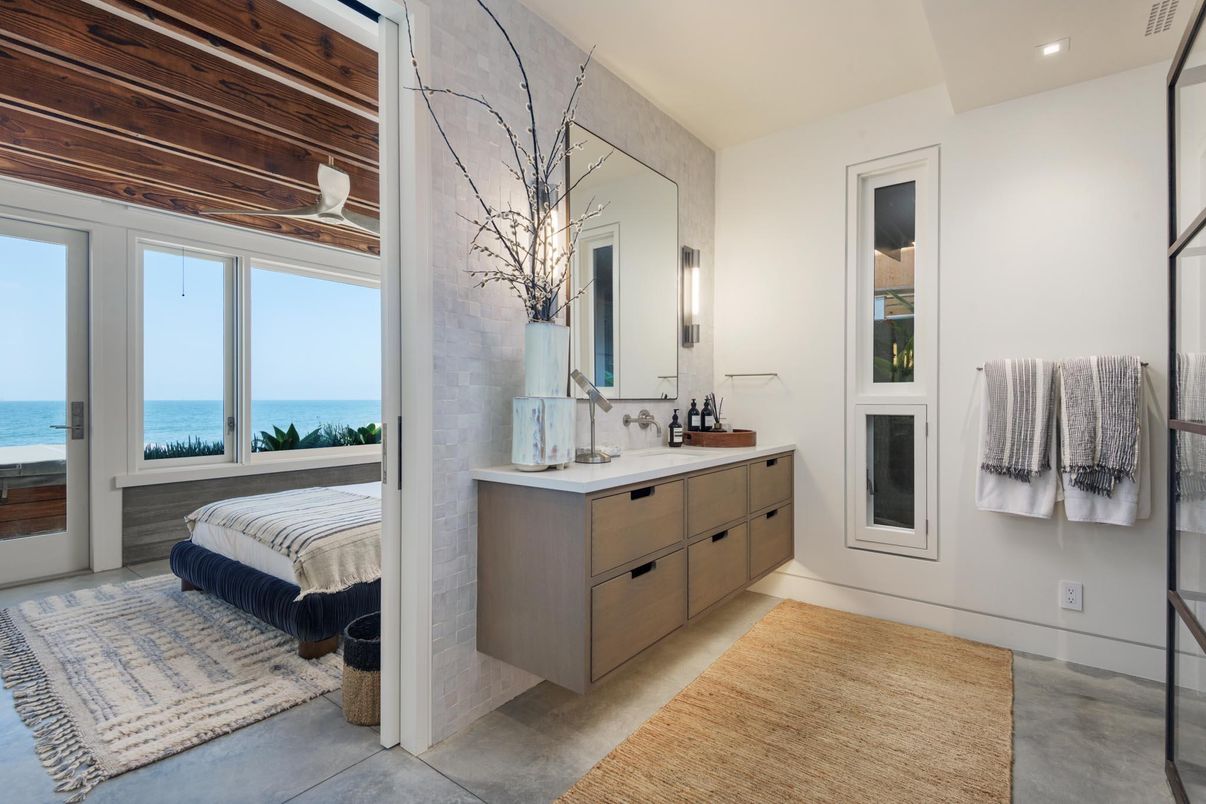 Bathroom, Bedroom, Interior, Recessed Lighting, Water