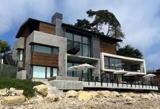 Attached, Exterior, Facade, Modern