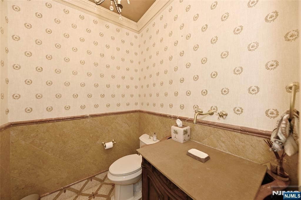 DE Listing image placeholder