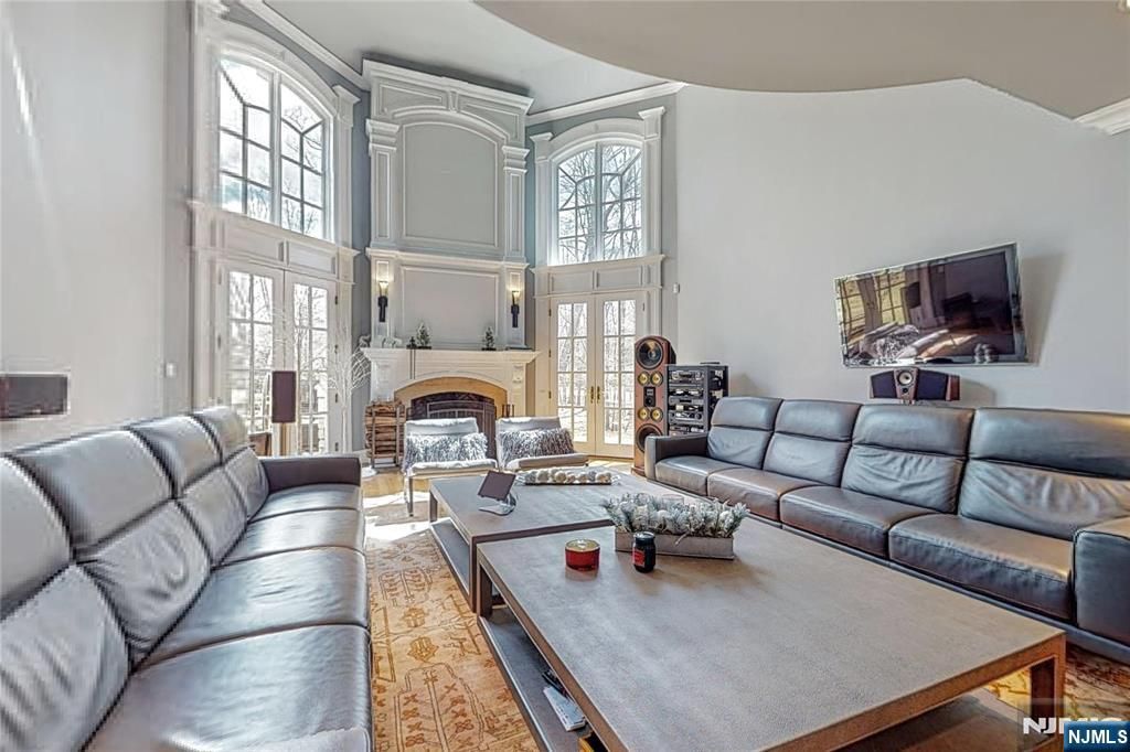DE Listing image placeholder