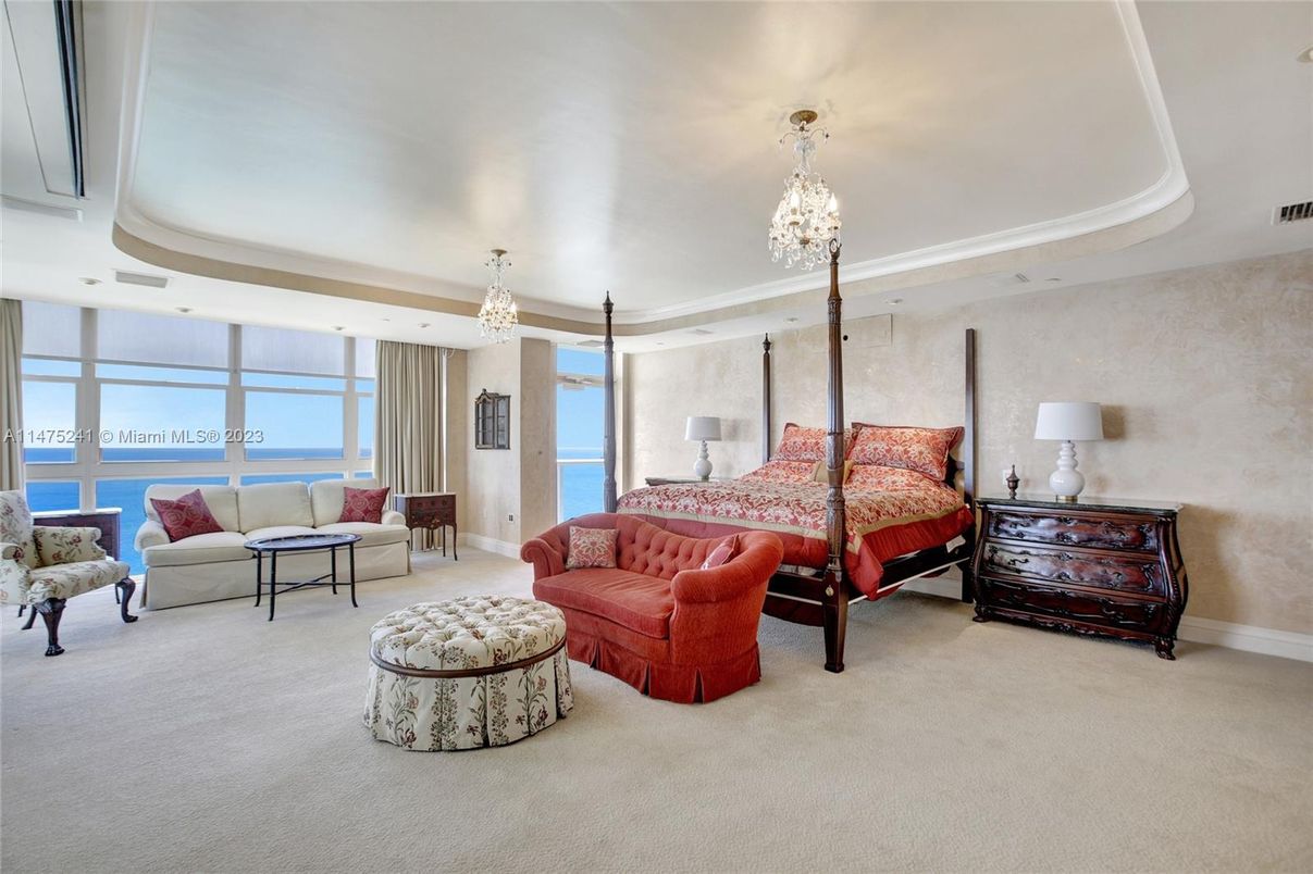 Bedroom, Chandelier, Interior, Living room, Recessed Lighting, Water