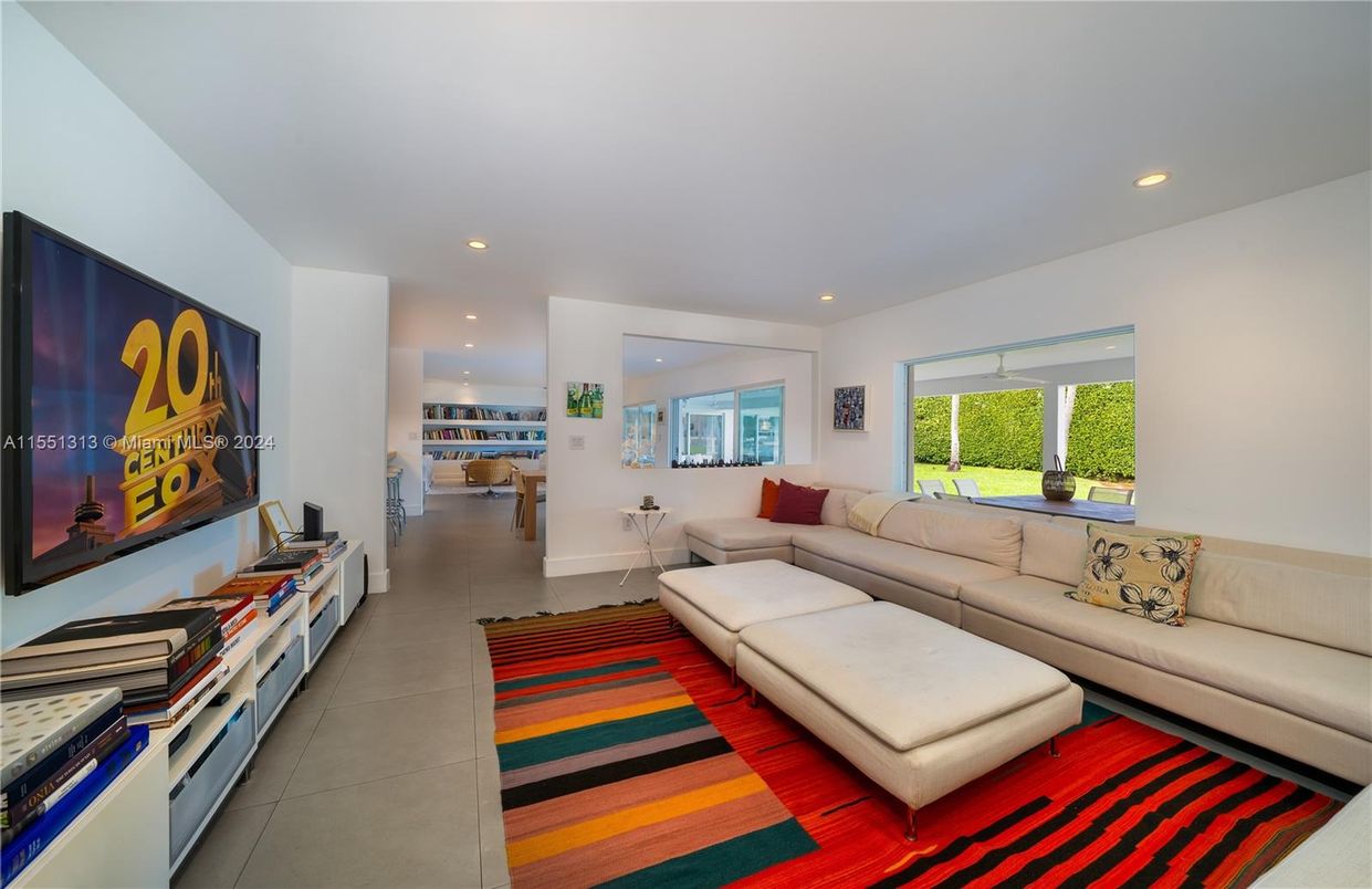 Interior, Living room, Recessed Lighting