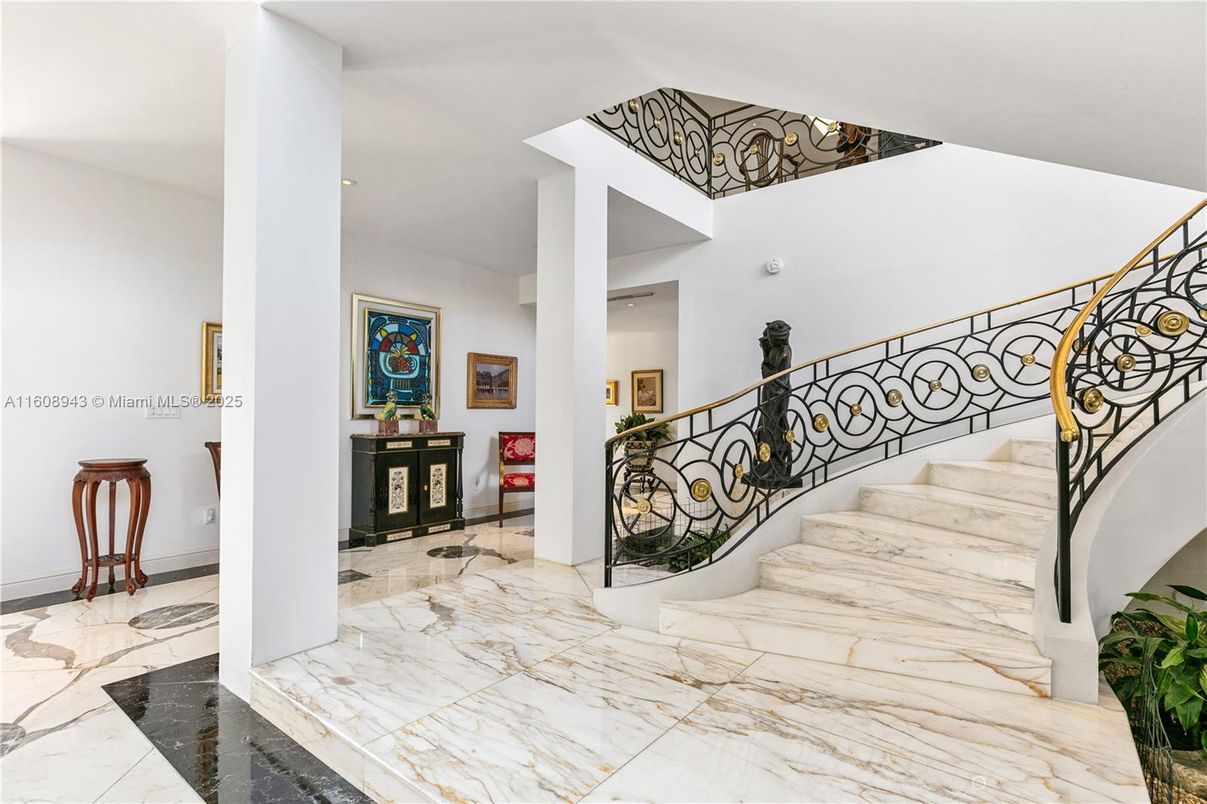 Interior, Marble