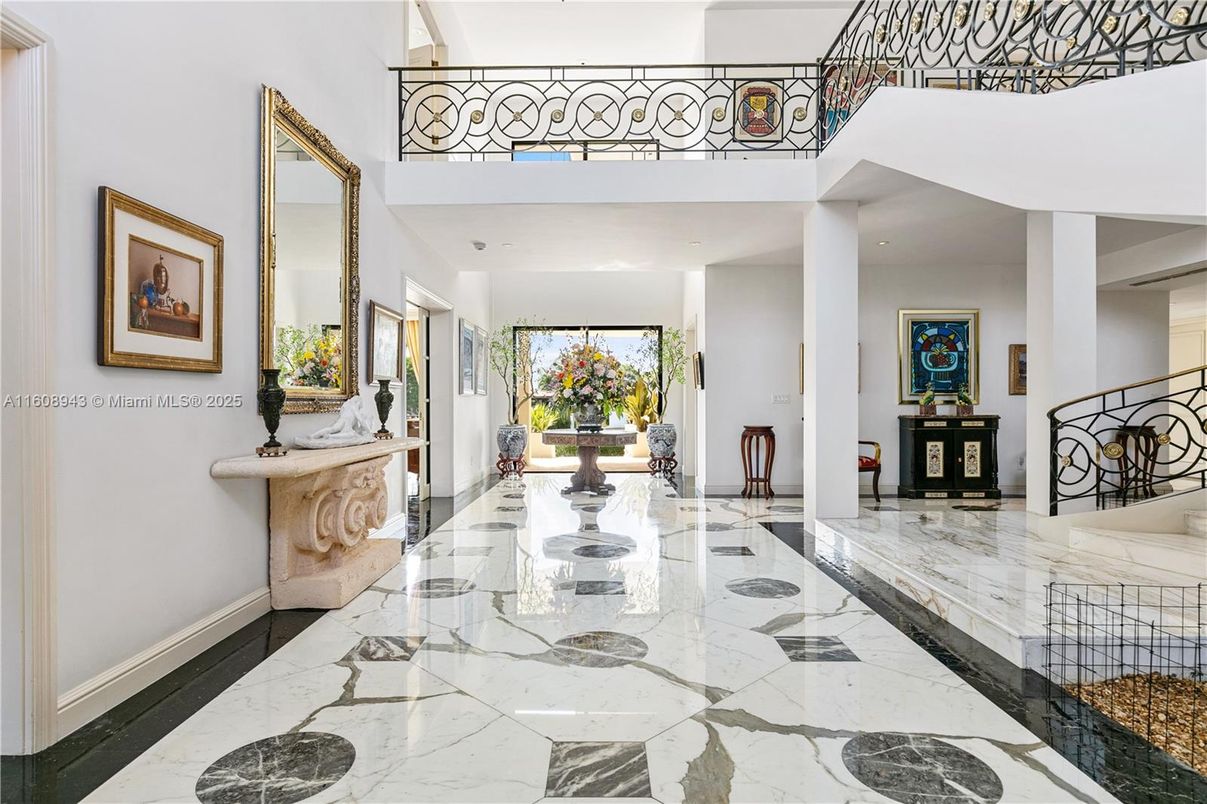 Interior, Marble, Recessed Lighting