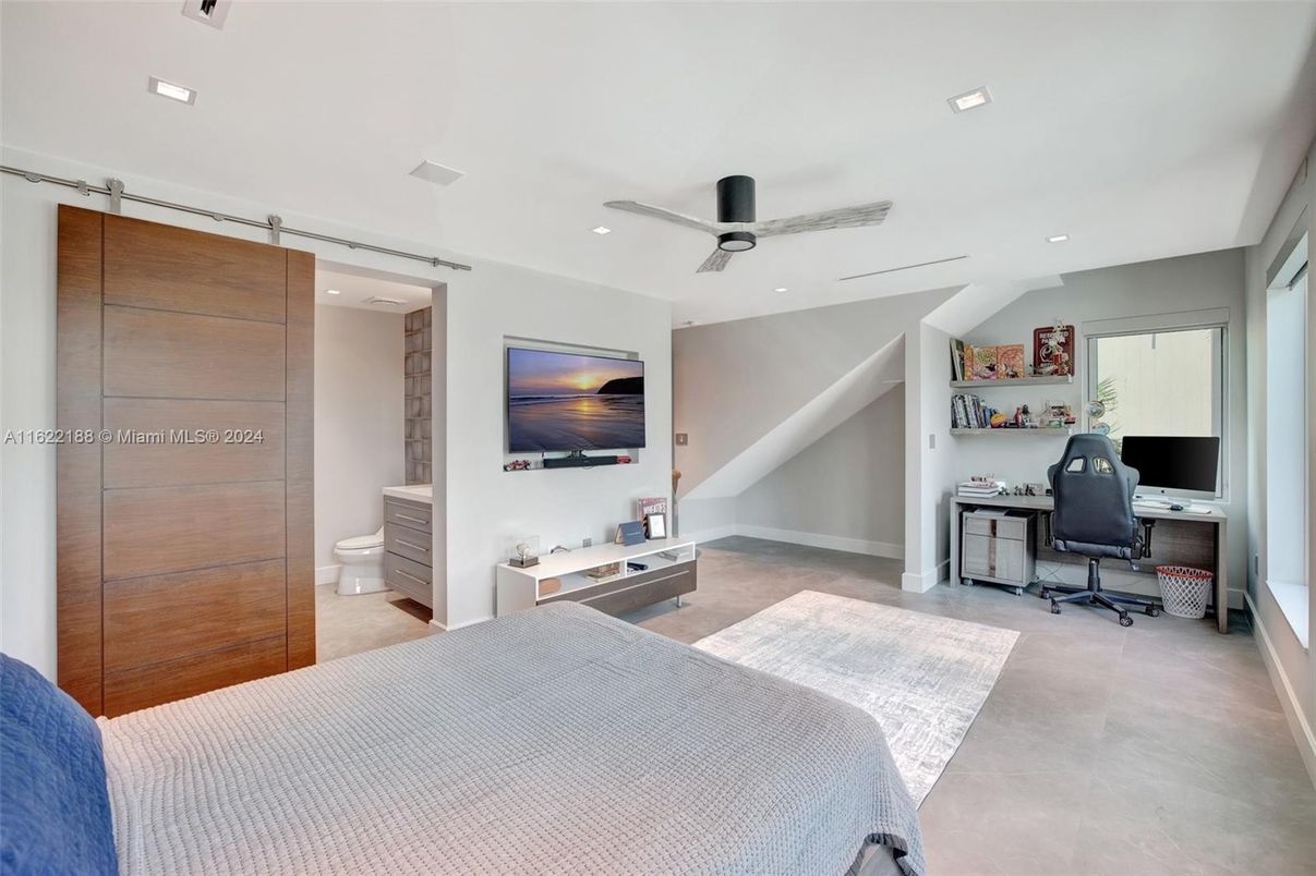 Bedroom, Home Office, Interior, Recessed Lighting