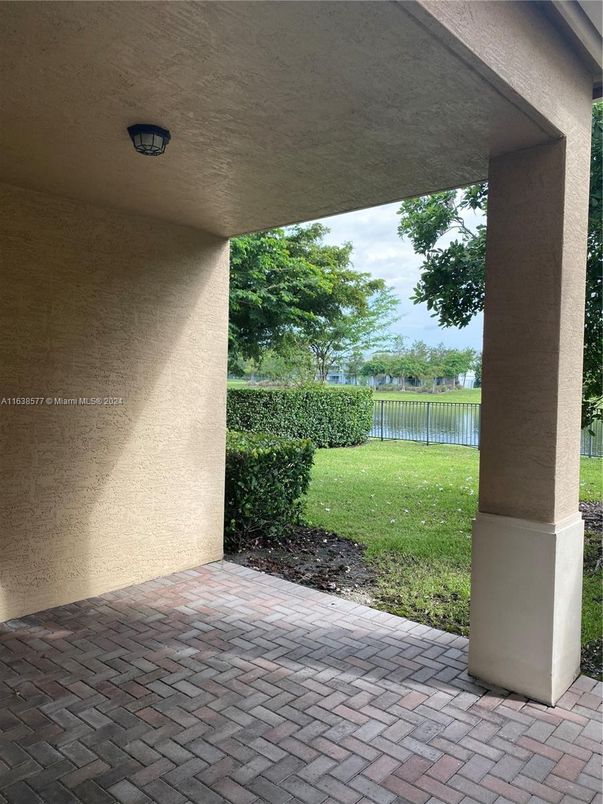 Backyard, Exterior, Water
