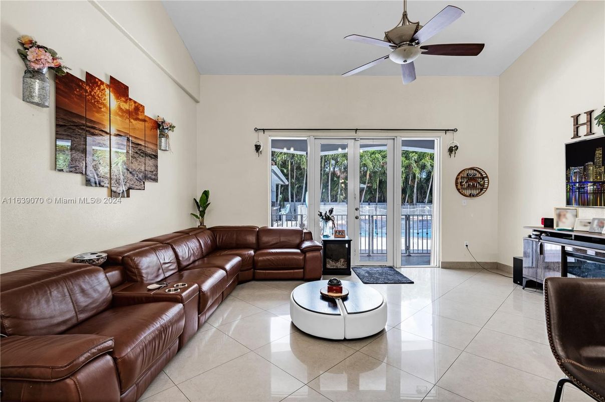 Interior, Living room