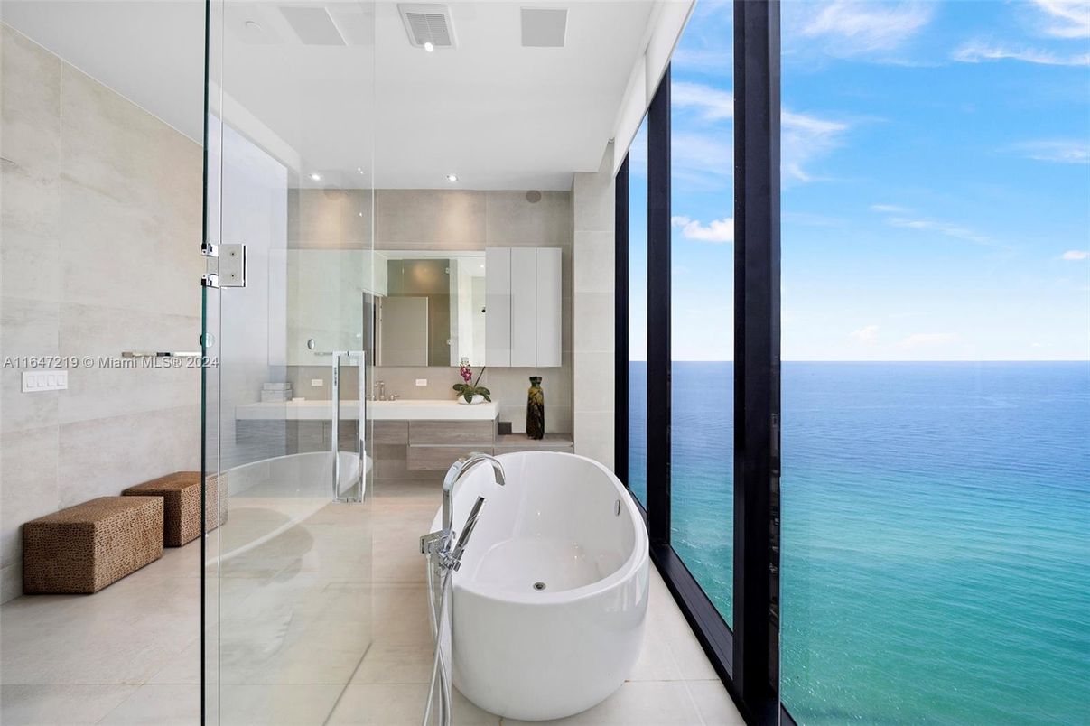 Bathroom, Free Standing Baths, Glass Shower, Interior, Recessed Lighting, Water