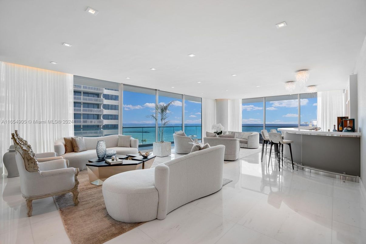 Interior, Living room, Recessed Lighting, Water