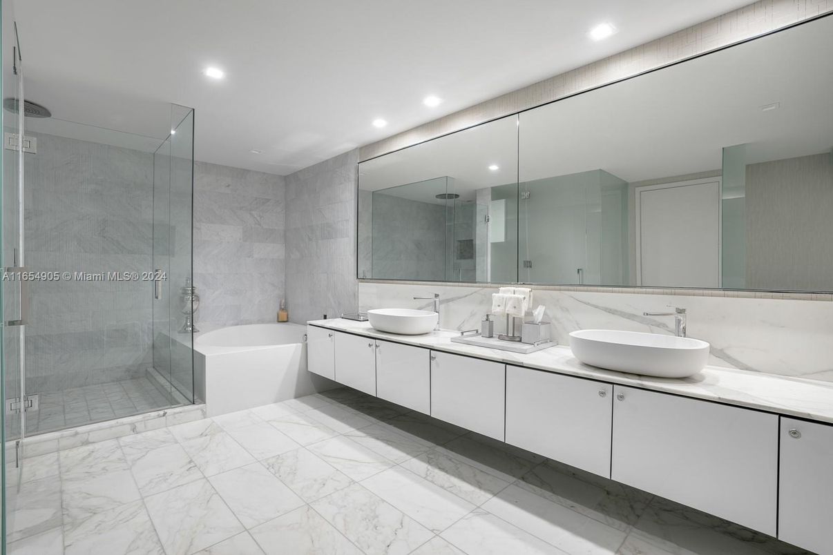 Bathroom, Dual Sink Vanities, Free Standing Baths, Glass Shower, Interior, Marble, Recessed Lighting