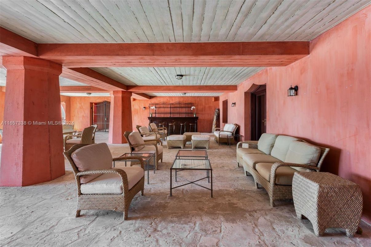 Exterior, Fireplace, Interior, Living room