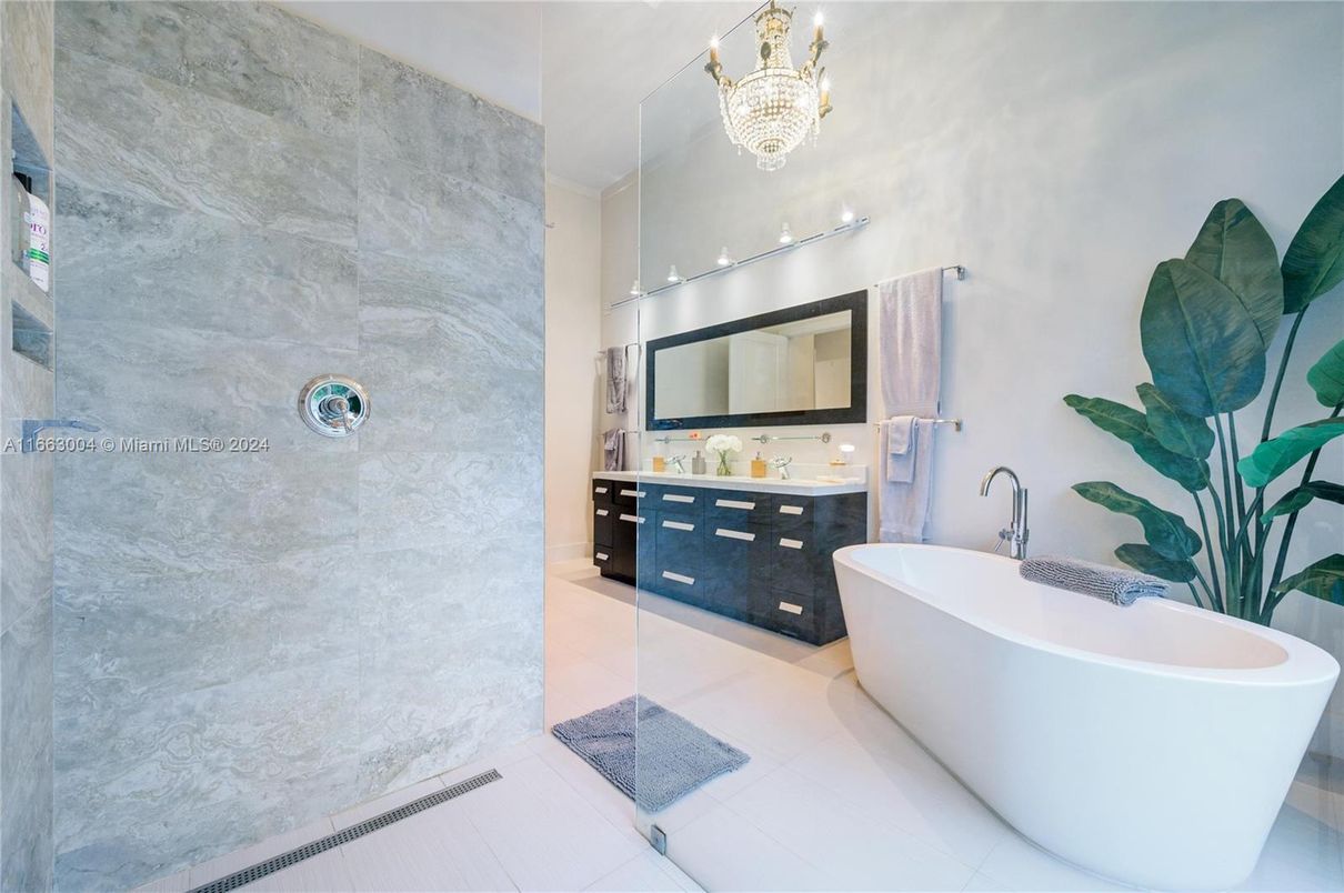 Bathroom, Dual Sink Vanities, Free Standing Baths, Interior