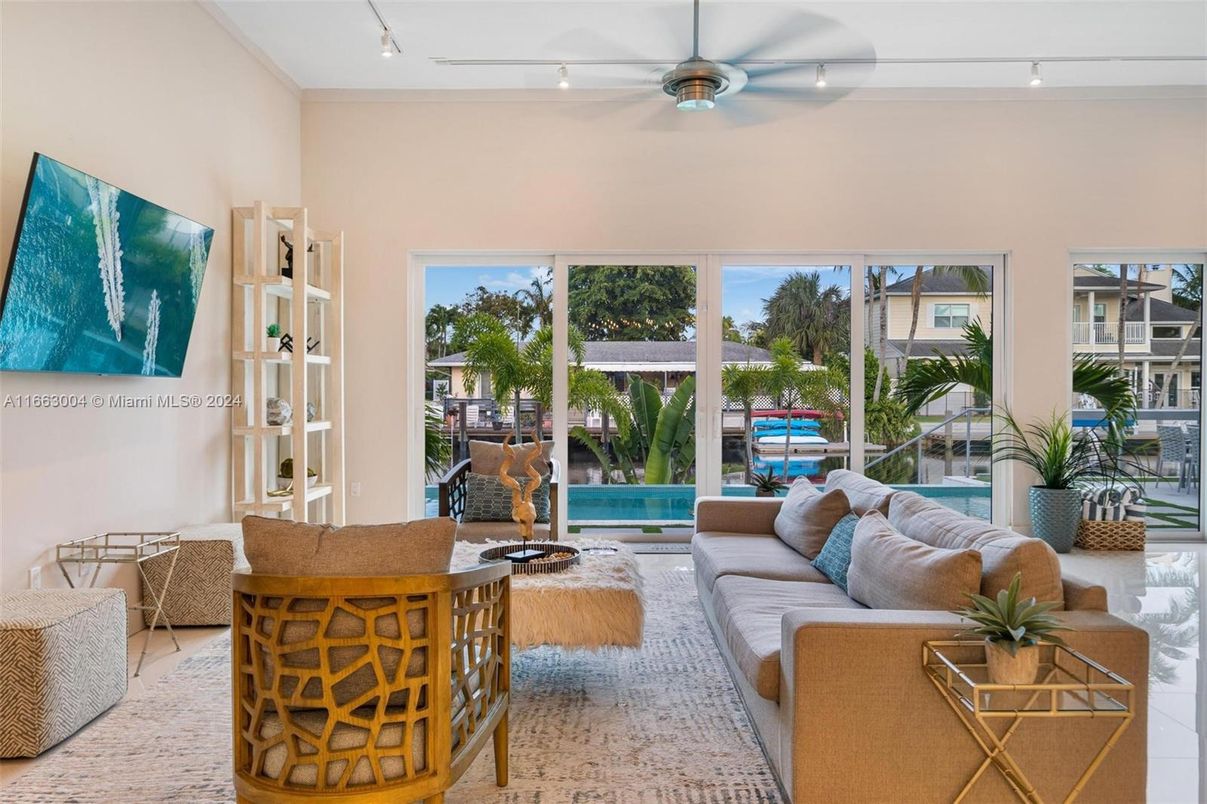 Interior, Living room, Sun Room