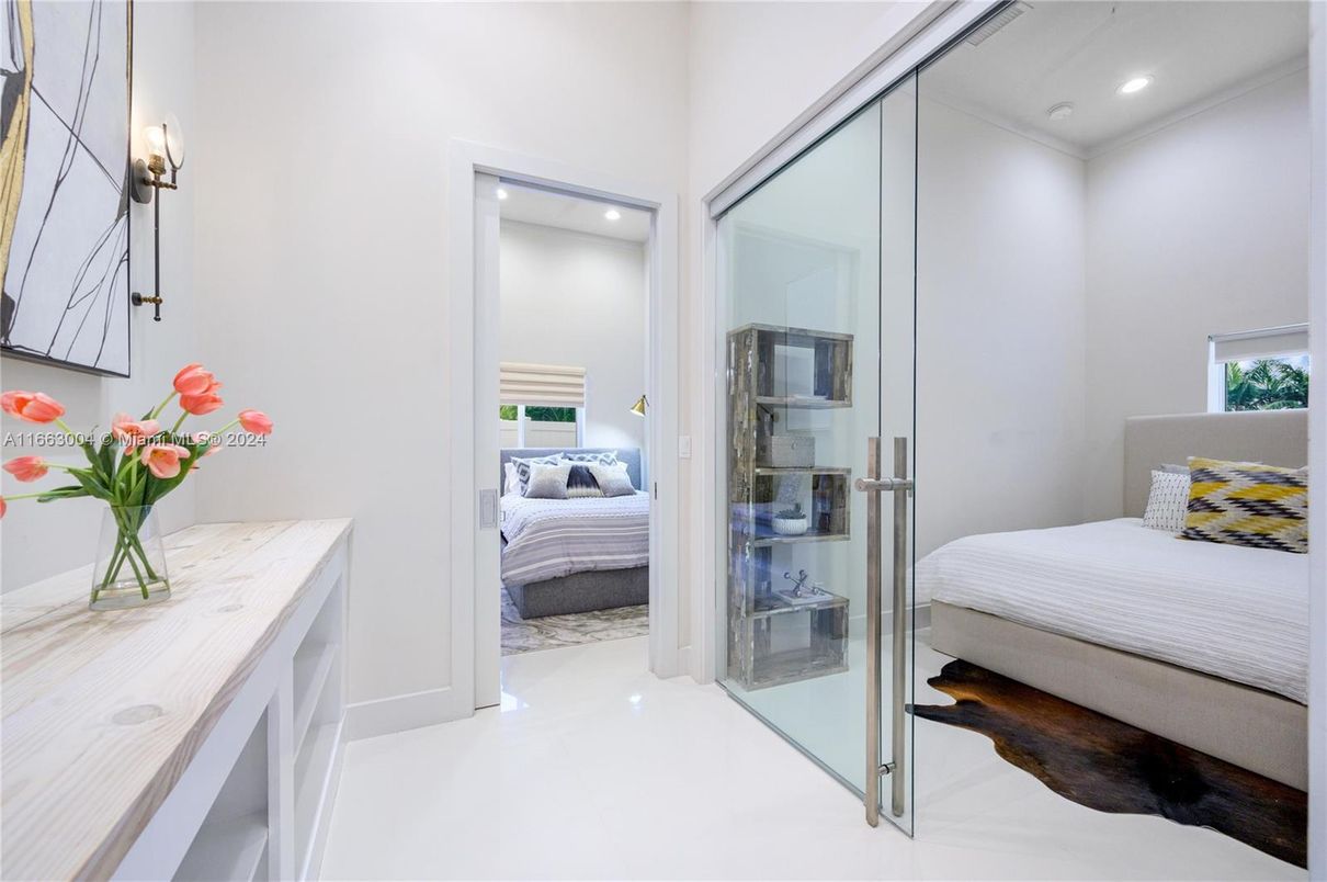 Bedroom, Interior, Recessed Lighting