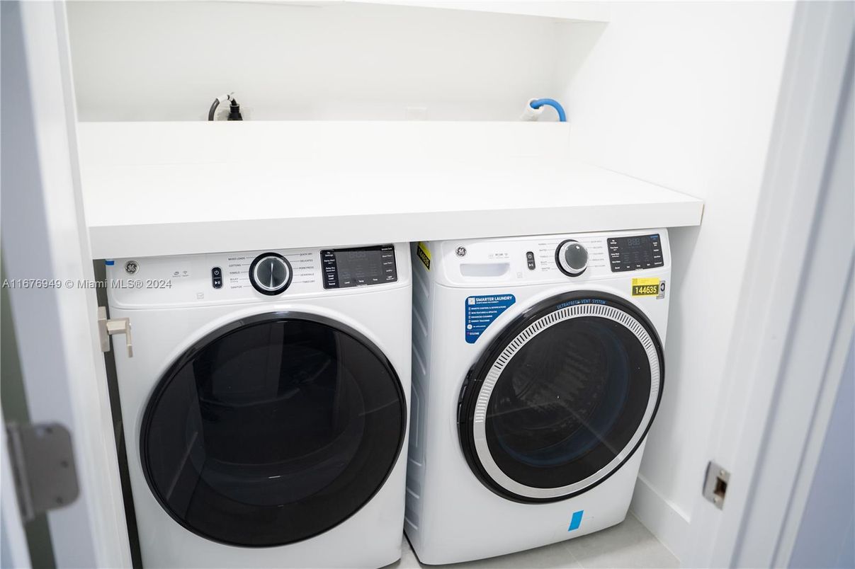 Interior, Utility Closets, Washer