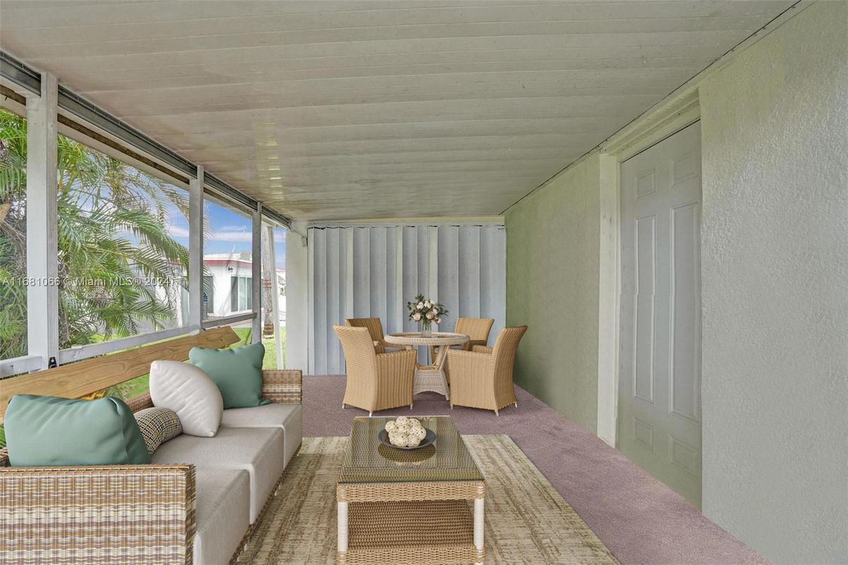 Dining room, Interior, Living room, Sun Room