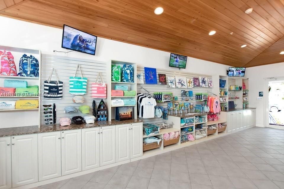 Interior, Recessed Lighting, Wooden Ceilings