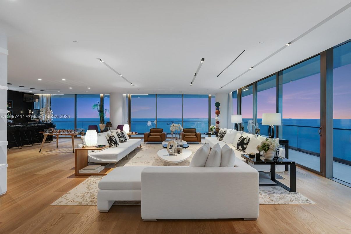 Dining room, Interior, Living room, Recessed Lighting, Water, Wood Texture Flooring