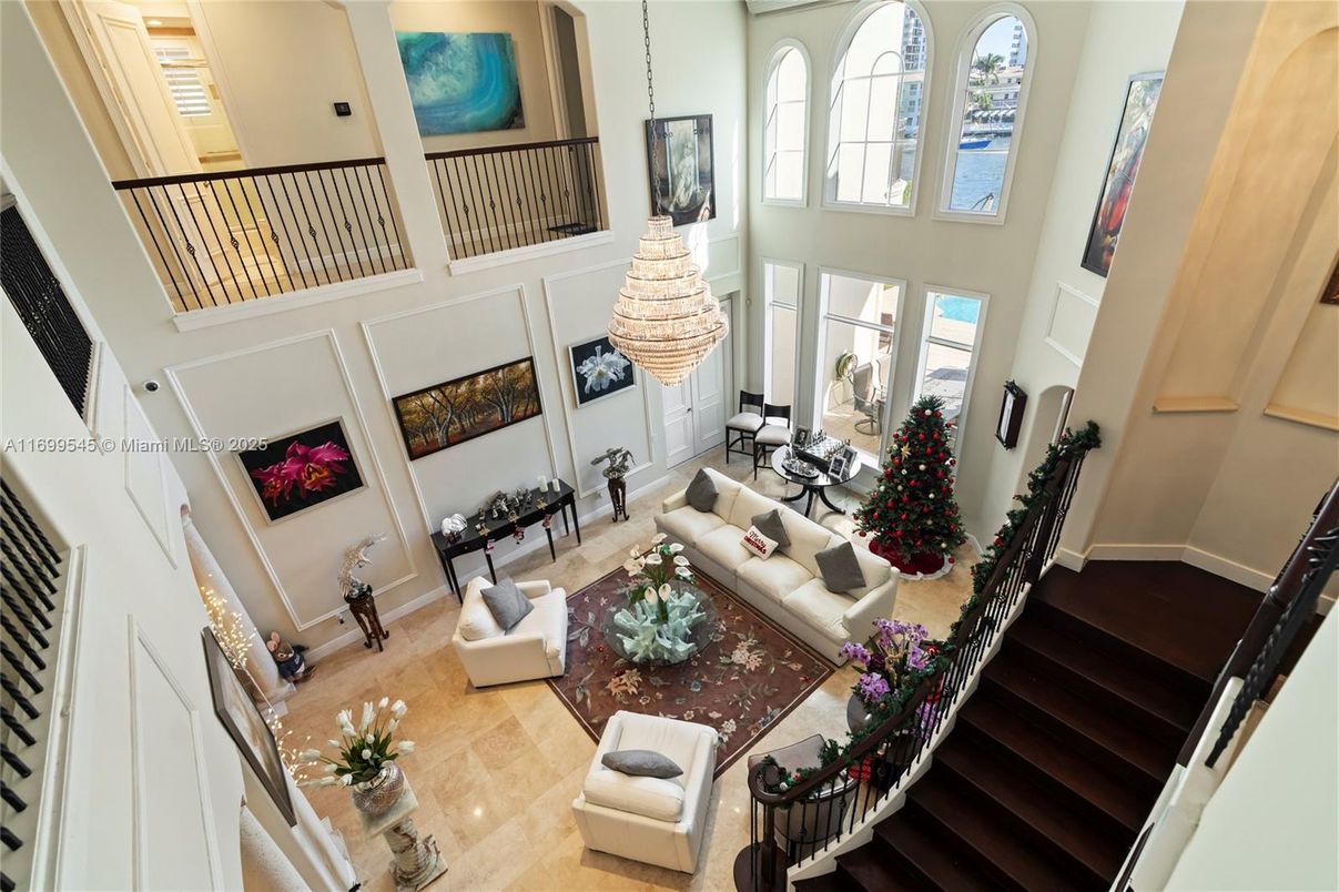 Fireplace, Interior, Living room