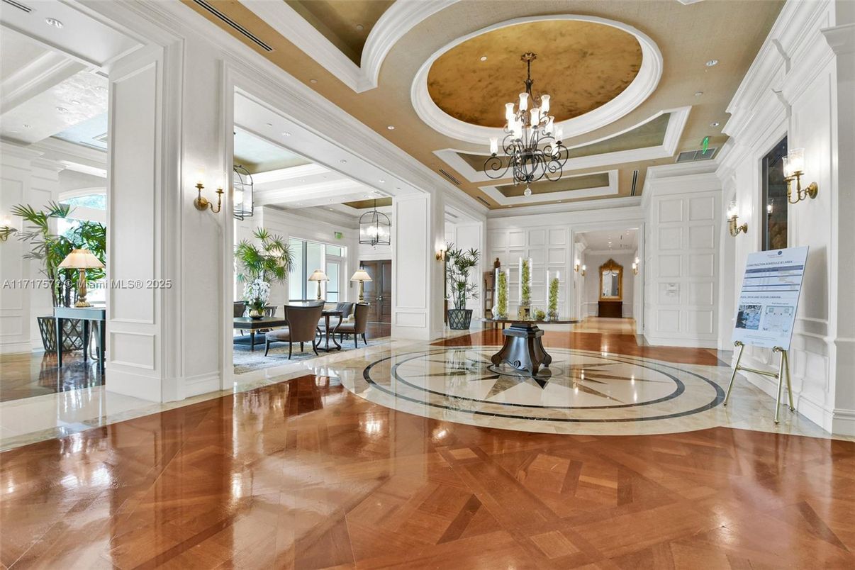 Chandelier, Dining room, Interior, Recessed Lighting, Wood Texture Flooring