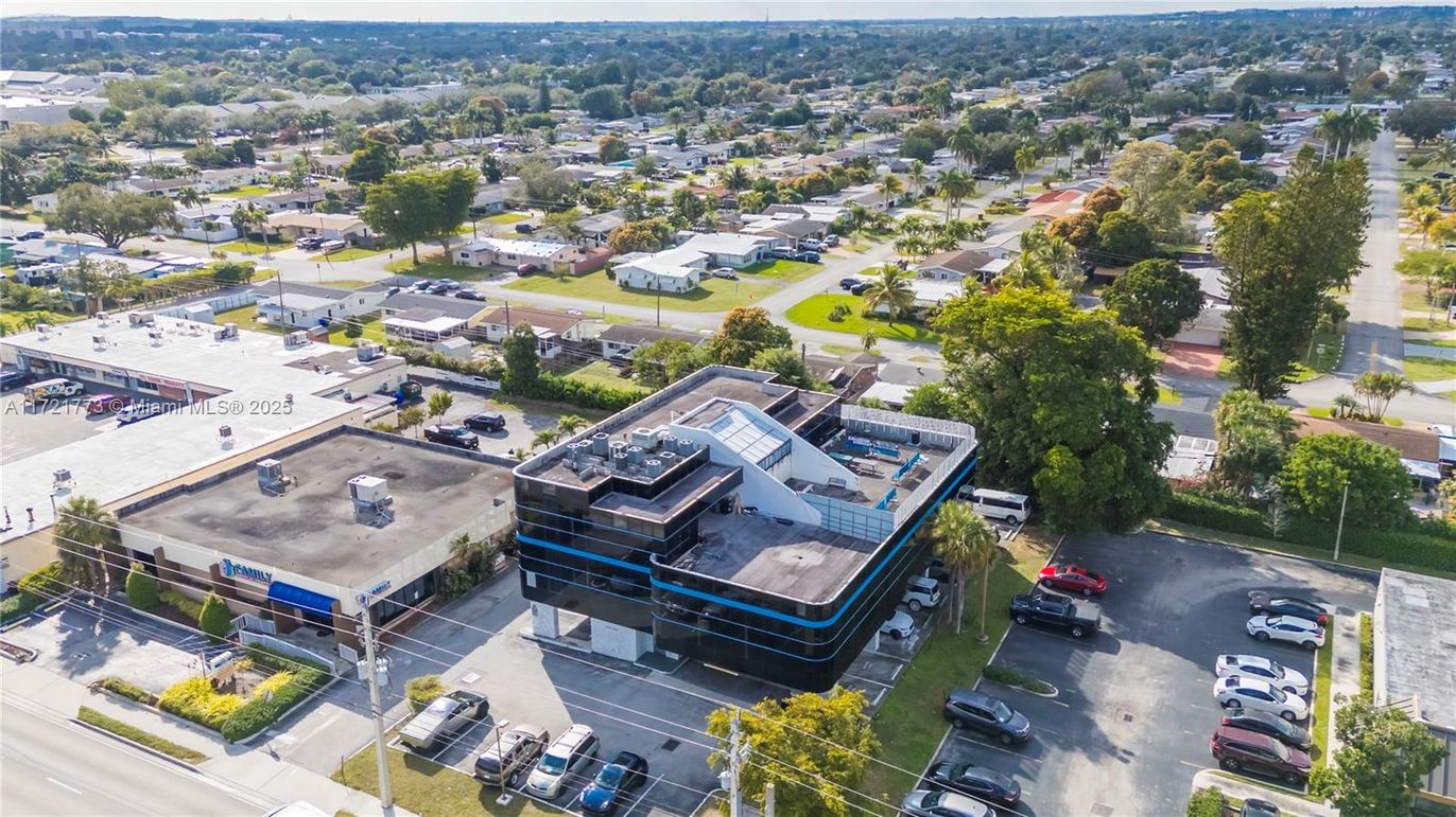 Exterior, Drone
