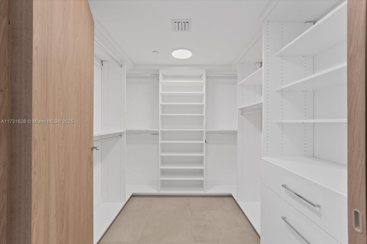 Interior, Recessed Lighting, Walk-in Closets