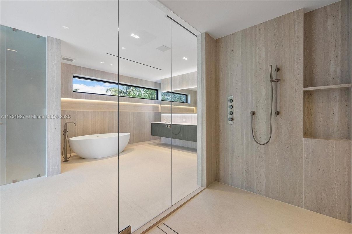 Bathroom, Free Standing Baths, Interior, Recessed Lighting
