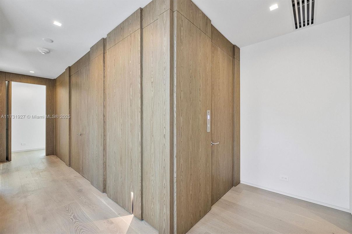Interior, Recessed Lighting, Wood Texture Flooring, Wooden Walls