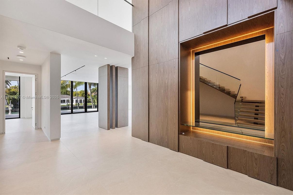 Interior, Recessed Lighting